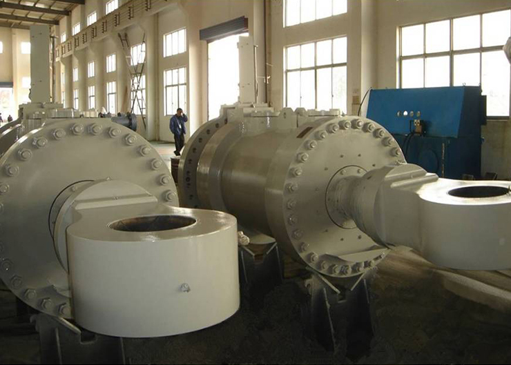 溪洛渡電站水輪機接力器，單機容量70萬千瓦